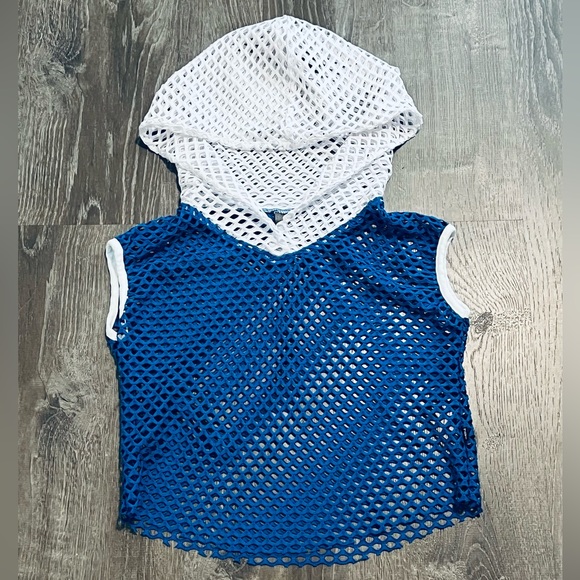 ZARA TEREZ***Net Hooded Top**Med. $88 - Picture 2 of 4